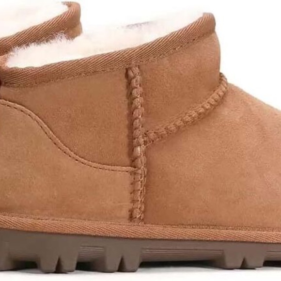 Kirkland Signature Kids Shearling Ankle Boot- CHESTNUT, US 4 - Picture 5 of 6